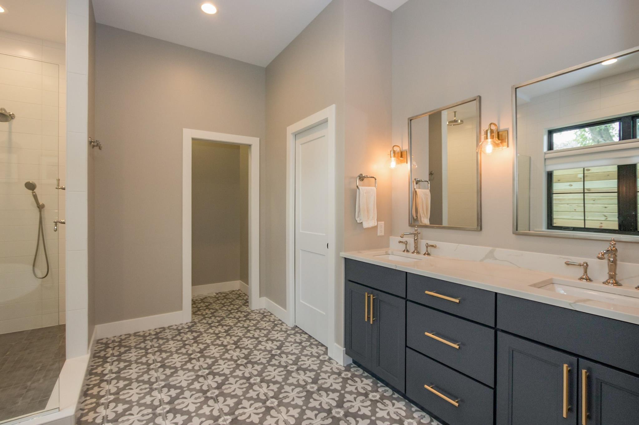 Klosterman Construction 2018 Coralville Bathroom Cabinet Style