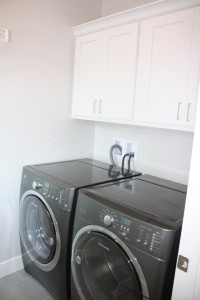 Anderson Construction 2014-Laundry Room Cabinets (5)